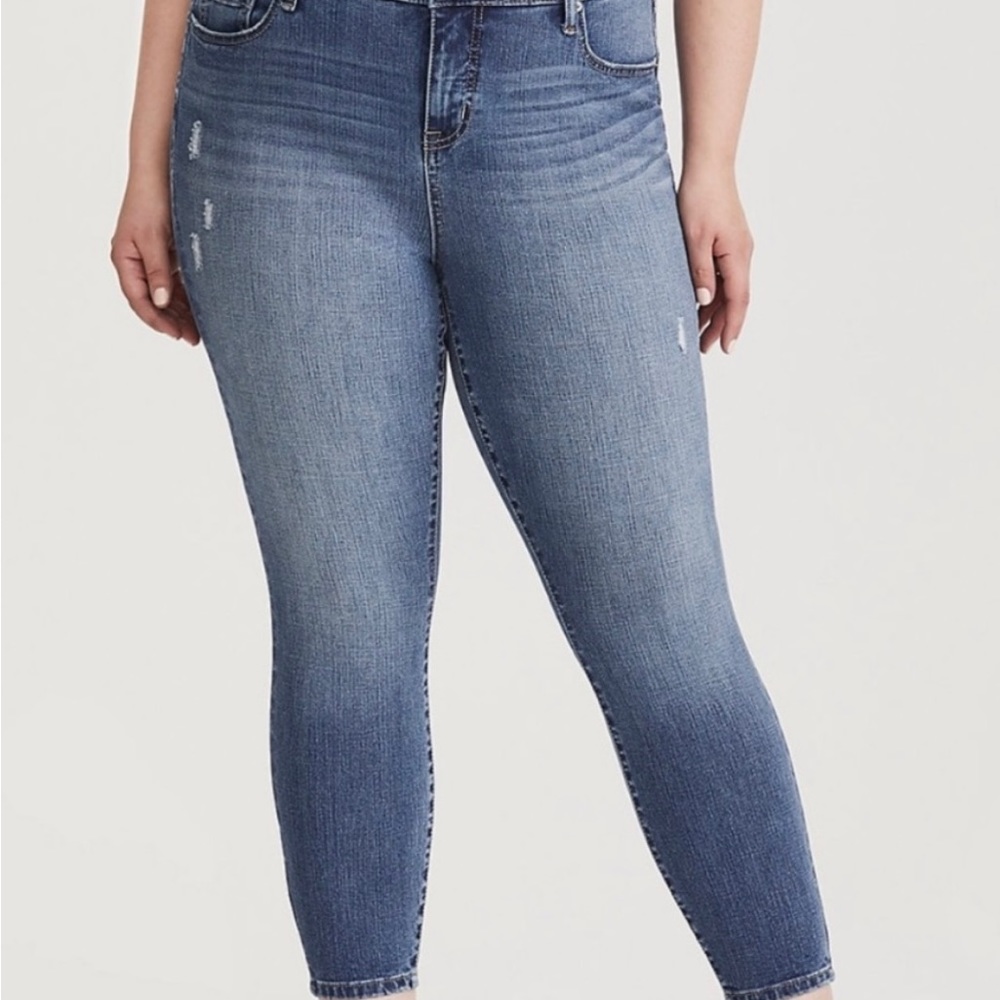 Torrid Demin high Rise curvy skinny jeans size 14R